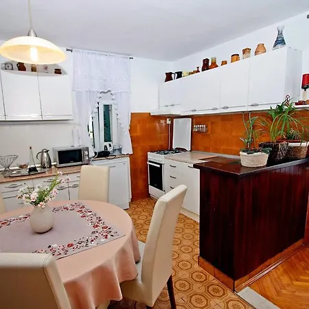Ruza & Rita Apartment